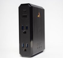 Austere III Series \\ Power 4-Outlet with Omniport USB