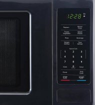 Magic Chef 0.9 cu. ft. 900 Watt Countertop Microwave - Black