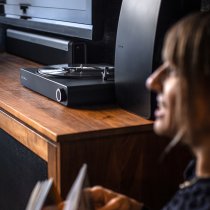 Victrola Stream Onyx Turntable