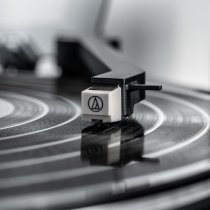 Victrola Automatic Turntable - Black